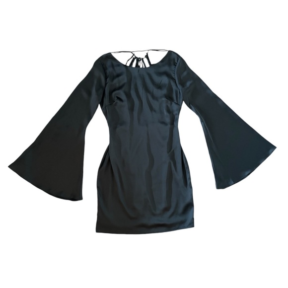 Silky Backless Mini Witch Dress with Angel Sleeves - Picture 6 of 13